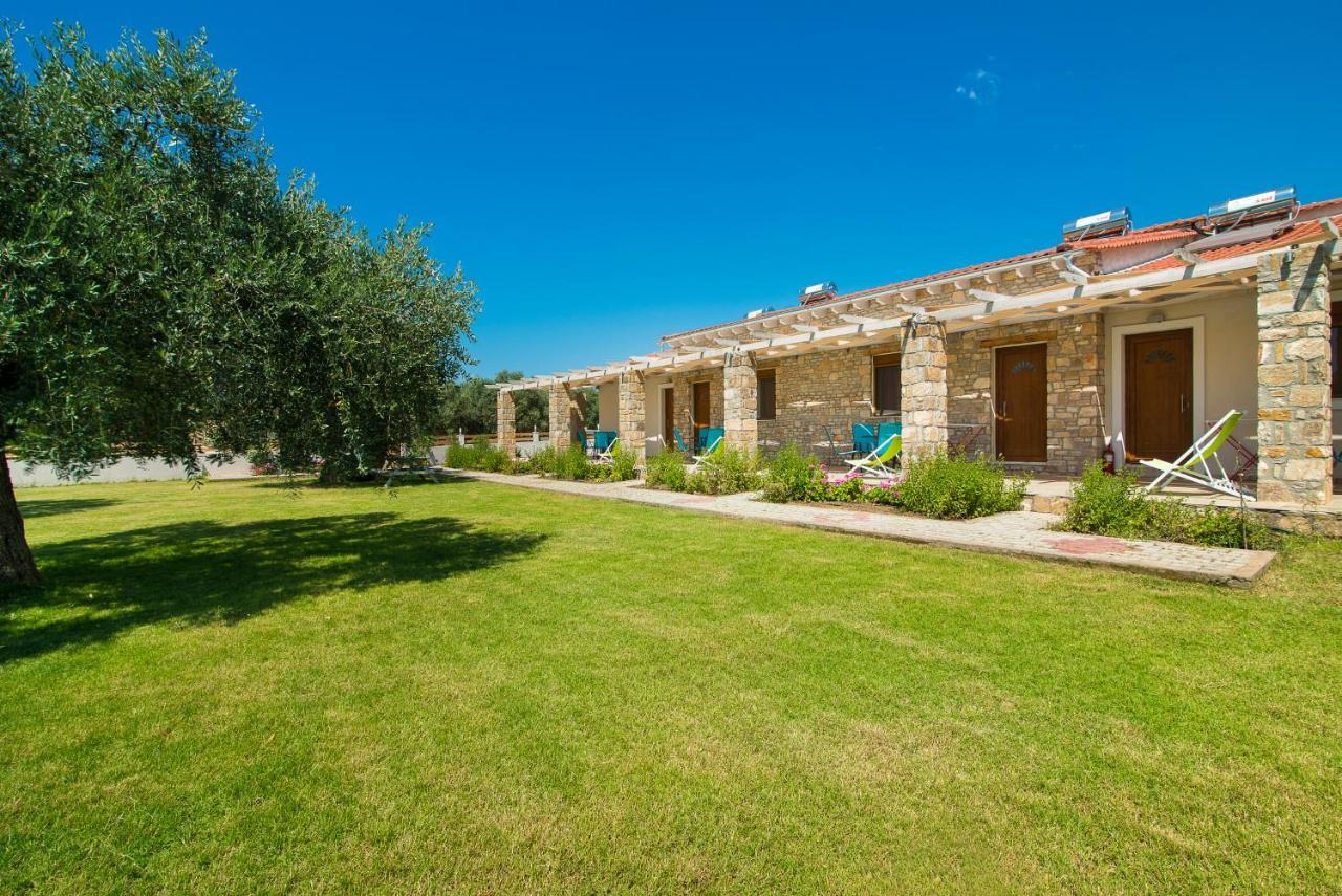 Olive Land Villas يميناريا المظهر الخارجي الصورة
